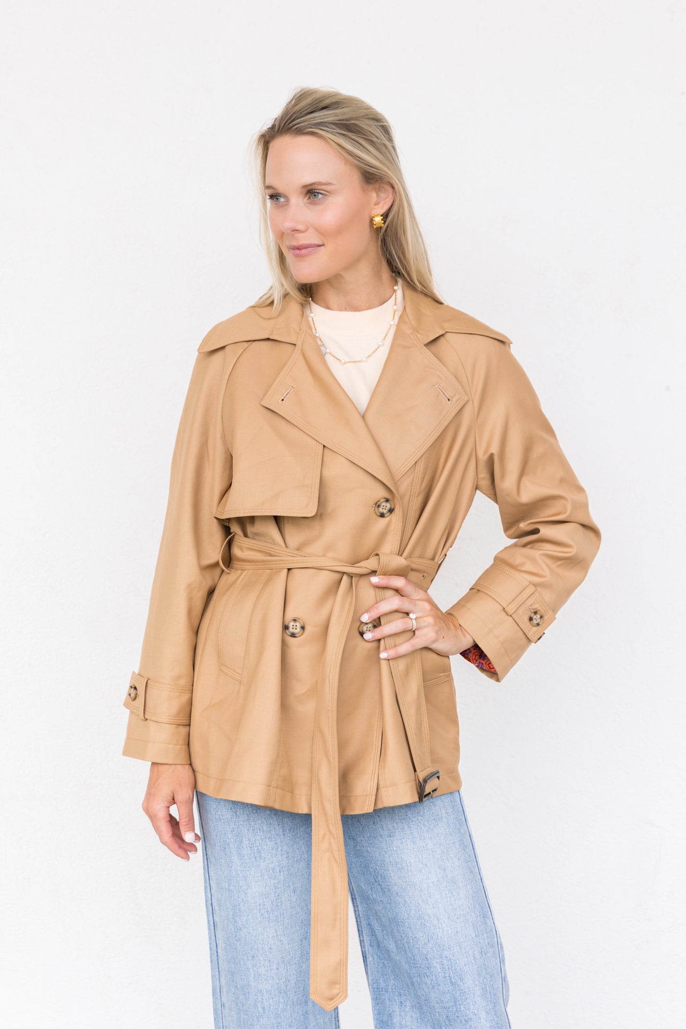 ATLAS SHORT TRENCH COAT