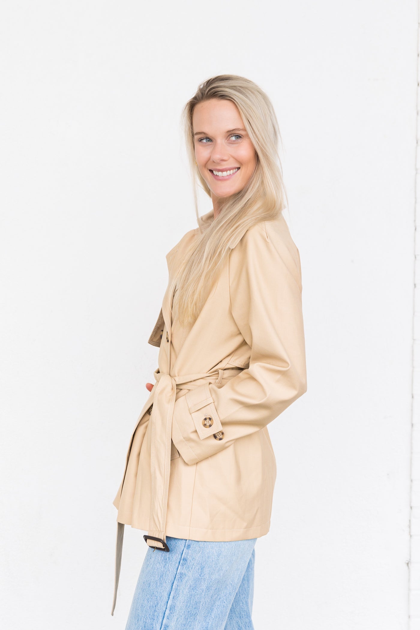 ATLAS TIE TRENCH COAT