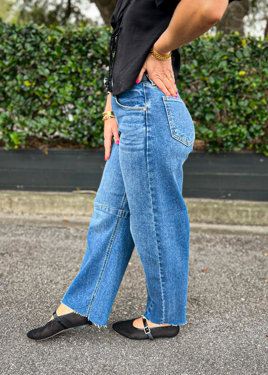 KAYLA SEAMED BARREL JEANS