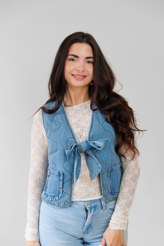 STORIA DENIM RUFFLED CURVED QUILT PRINT BOW VEST