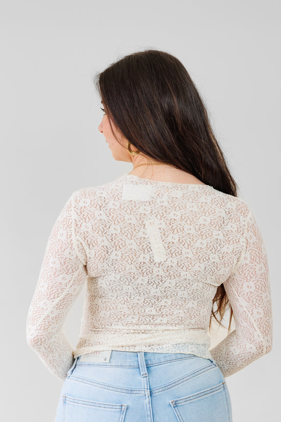 OLIVACEOUS LACE MESH TOP CREAM CHIC