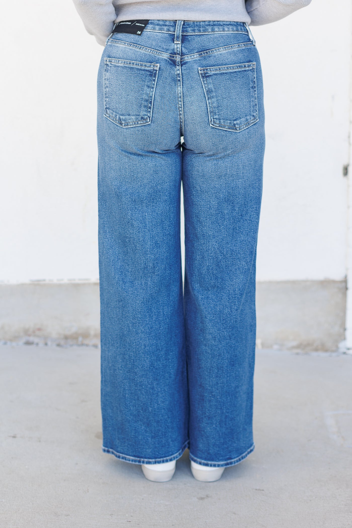 CAROLINE WIDE LEG JEANS