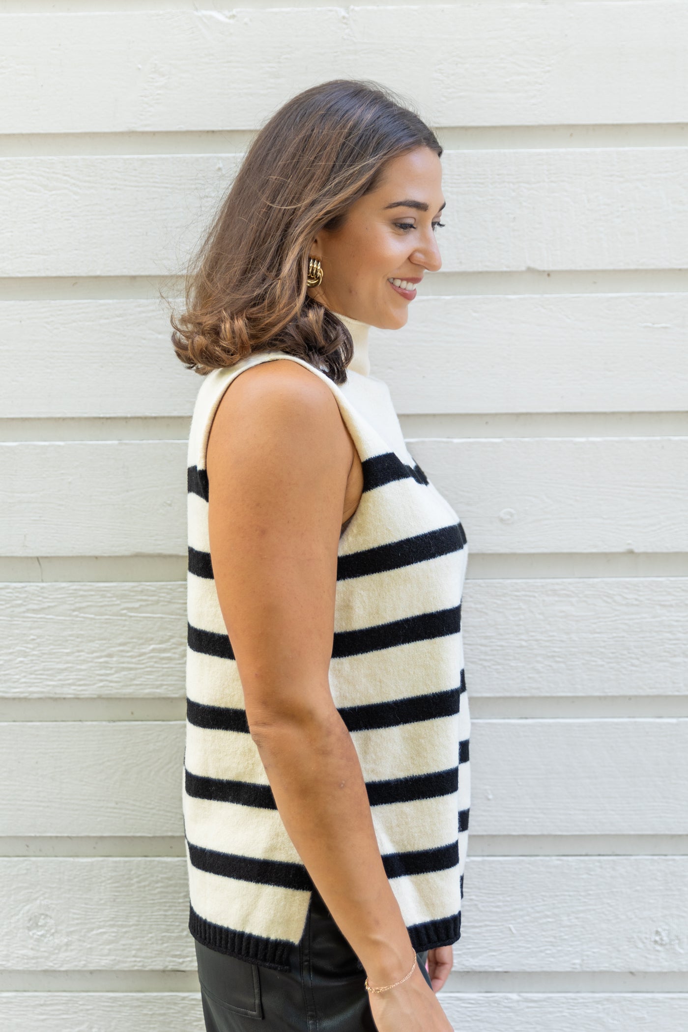 MUSTARD SEED STRIPED SLEEVELESS TURTLENECK SWEATER TOP